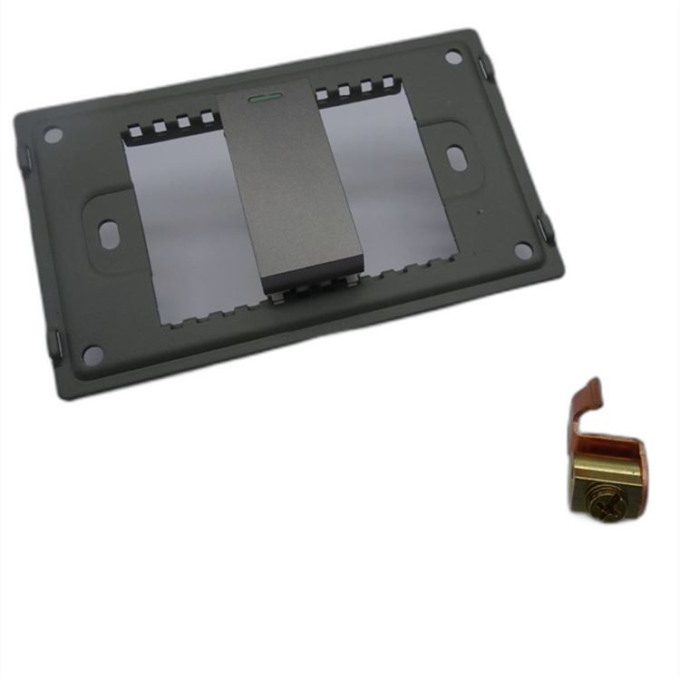 Увођење металних делова за штанцање